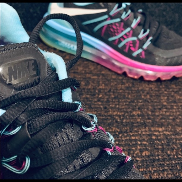 (SOLD-eb) Nike Air Max • Women - Picture 9 of 11